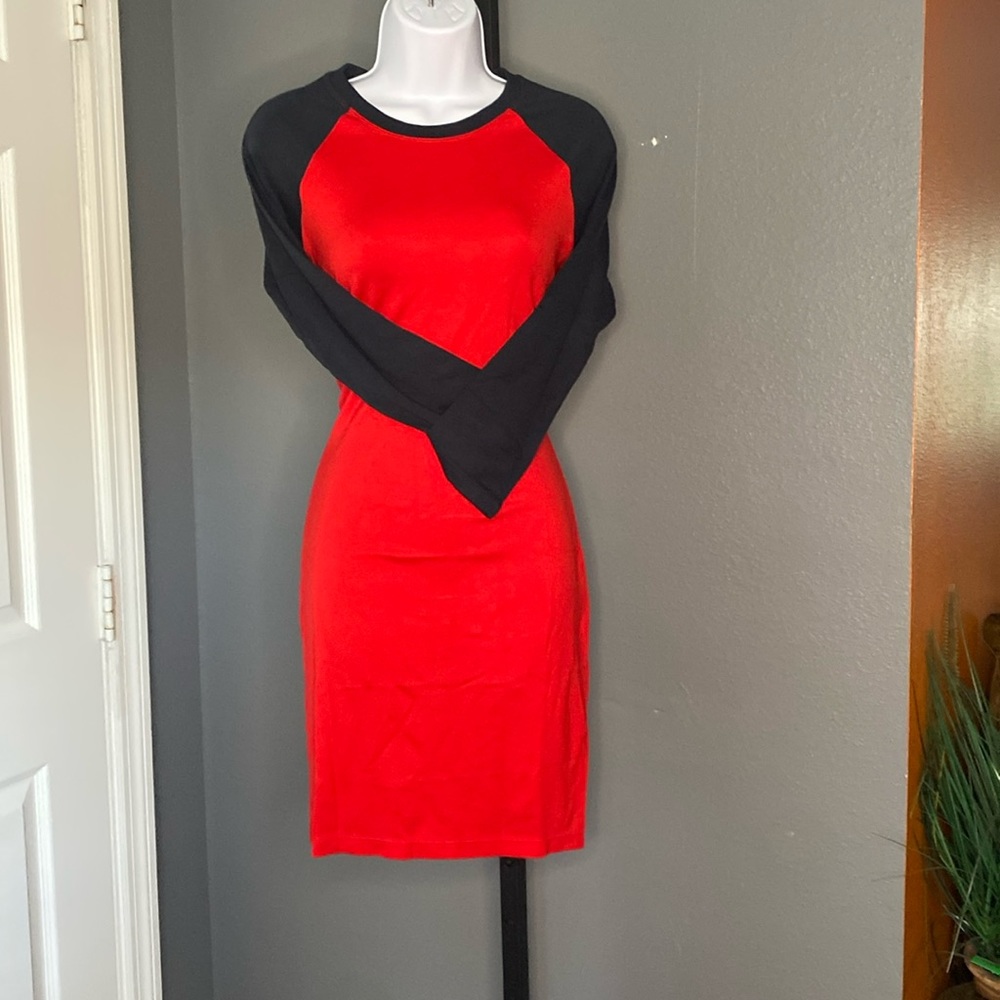 🌺 NWOT 🌺 AMERICAN APPAREL RED AND NAVY BLUE DRESS